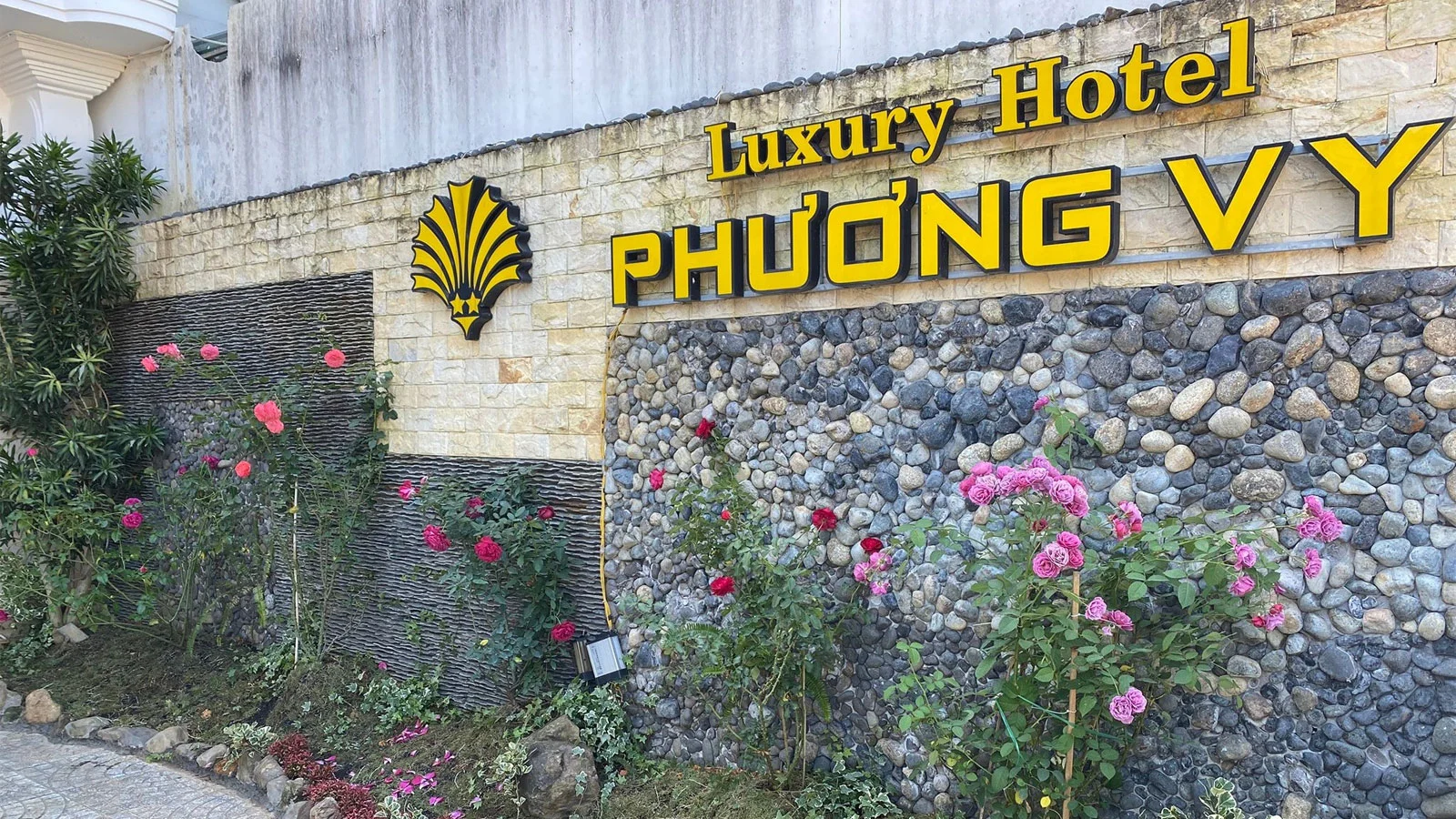 khach-san-phuong-vy-luxury-da-lat